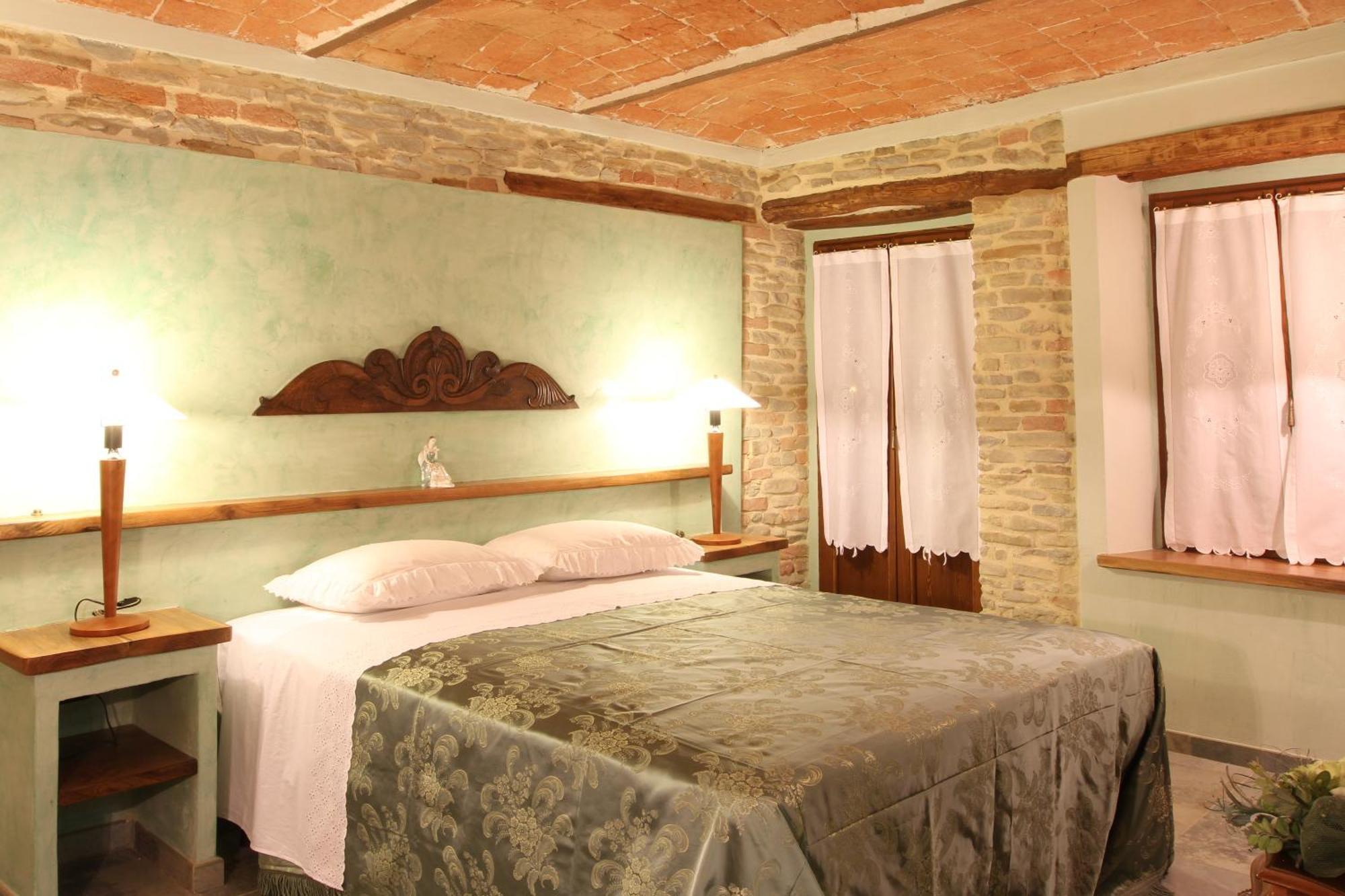 Agriturismo Ercolana Neviglie Rum bild